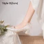 Modest / Simple White Pearl Lace Flower Bow Wedding Shoes 2024 4 cm Block Heels Pointed Toe Wedding Pumps High Heels