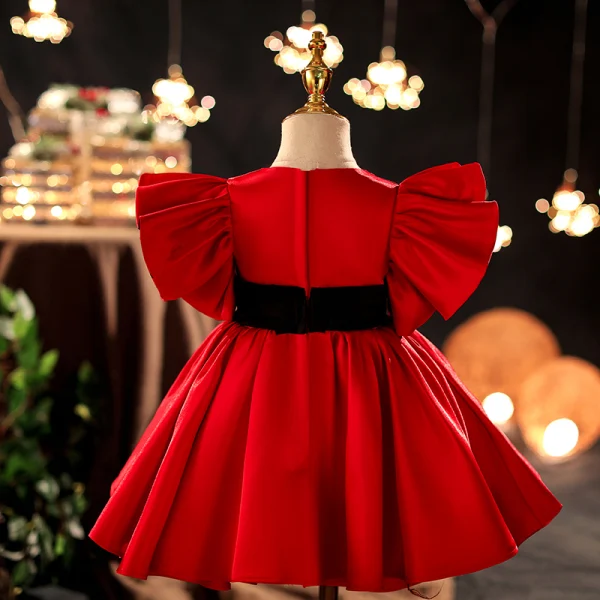 Chic / Beautiful Red Satin Short Prom Flower Girl Dresses 2022 Ball Gown Scoop Neck Sash Bell sleeves Flower Girl Dresses