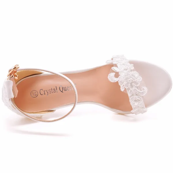 Sexy White Lace Flower Wedding Shoes 2023 Ankle Strap 11 cm Stiletto Heels Open / Peep Toe Wedding Sandals High Heels