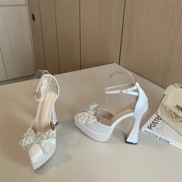 Sexy Black Rhinestone Pearl Bow Evening Party Womens Shoes 2023 Ankle Strap 13 cm Stiletto Heels Pointed Toe Womens Shoes High Heels
