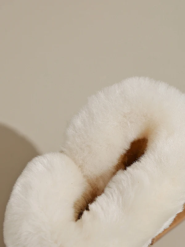 Garder au chaud Marron Hiver Daim Bottes De Neige 2024 Vêtement de rue Cuir À Bout Rond Sandales Femme