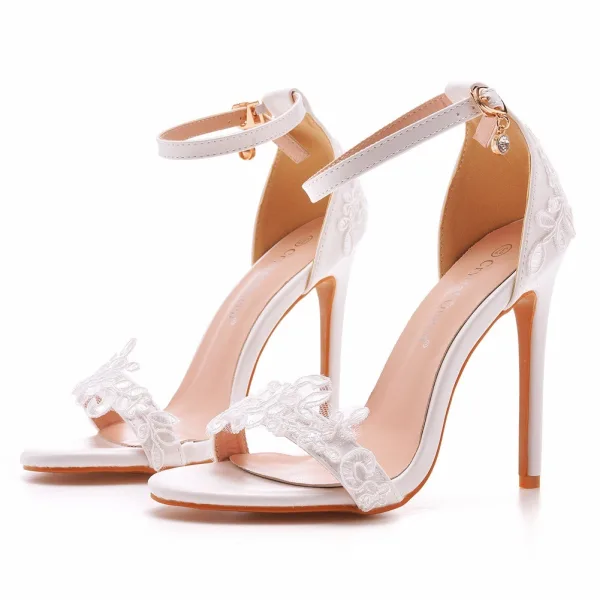 Sexy White Lace Flower Wedding Shoes 2025 Ankle Strap 11 cm Stiletto Heels Open / Peep Toe Wedding Sandals High Heels