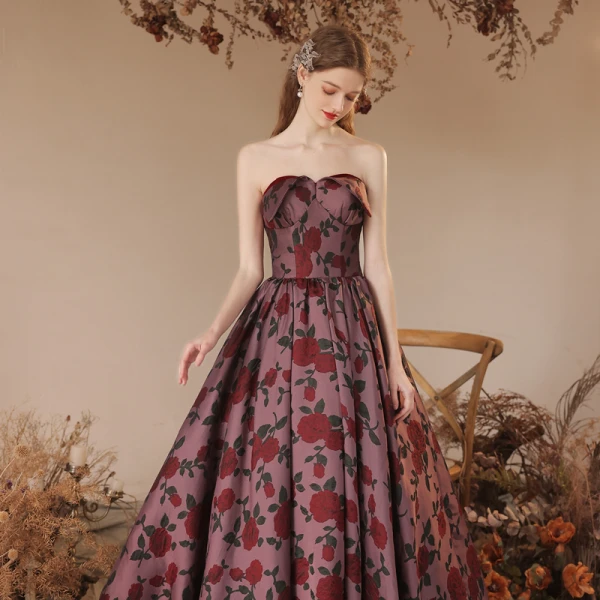 Chic / Beautiful Burgundy Rose Prom Dresses 2023 A-Line / Princess Strapless Sleeveless Backless Floor-Length / Long Prom Formal Dresses