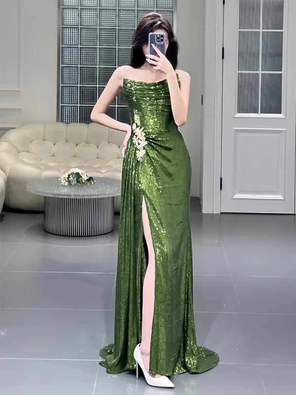 Sexy Glitzernden Grün Pailletten Gespaltete Front Abendkleider 2024 Meerjungfrau Bandeau Ärmellos Rückenfreies Sweep / Pinsel Zug Abend Festliche Kleider