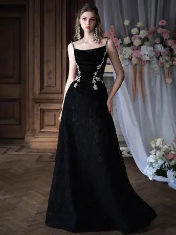 Charmant Noire Faux Diamant En Dentelle Fleur Robe De Soirée 2026 Princesse Bretelles Spaghetti Sans Manches Dos Nu Longue Soirée Robe De Ceremonie