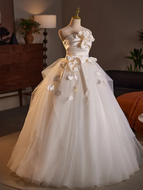 Edles Weiß Applikationen Schleife Stoffgürtel Brautkleider / Hochzeitskleider 2025 Ballkleid Bandeau Ärmellos Rückenfreies Lange Hochzeit