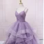 Charmant Lavendel Fallende Rüsche Ballkleider 2023 Ballkleid Spaghettiträger Ärmellos Rückenfreies Lange Ball Festliche Kleider
