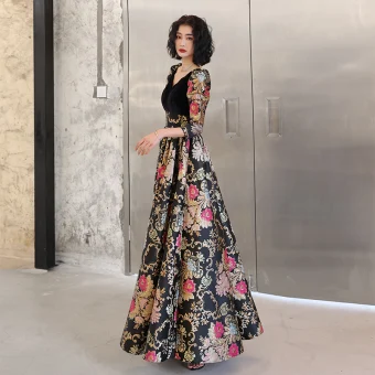 Vintage Originale Fantaisie Noire Impression Robe De Bal 2023 Princesse V Cou 1 2 Manches Dos Nu Promo Longue Robe De Ceremonie