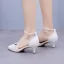 Simple Blanche En Dentelle Fleur Chaussure De Mariée 2024 Bride Cheville 5 cm Talons Aiguilles À Bout Pointu Mariage Talons Hauts