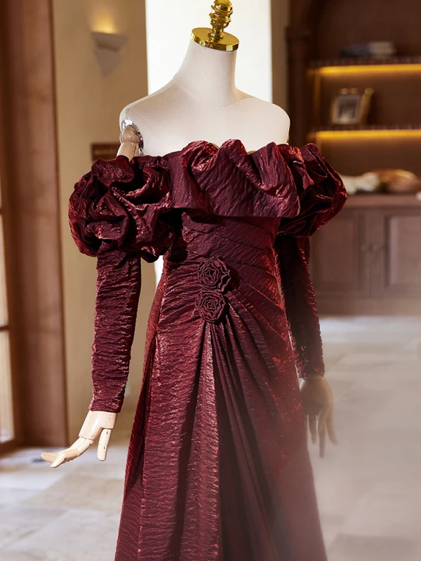 Vintage / Retro Burgundy Ruffle Prom Dresses 2024 A-Line / Princess Off-The-Shoulder Long Sleeve Backless Floor-Length / Long Prom Formal Dresses