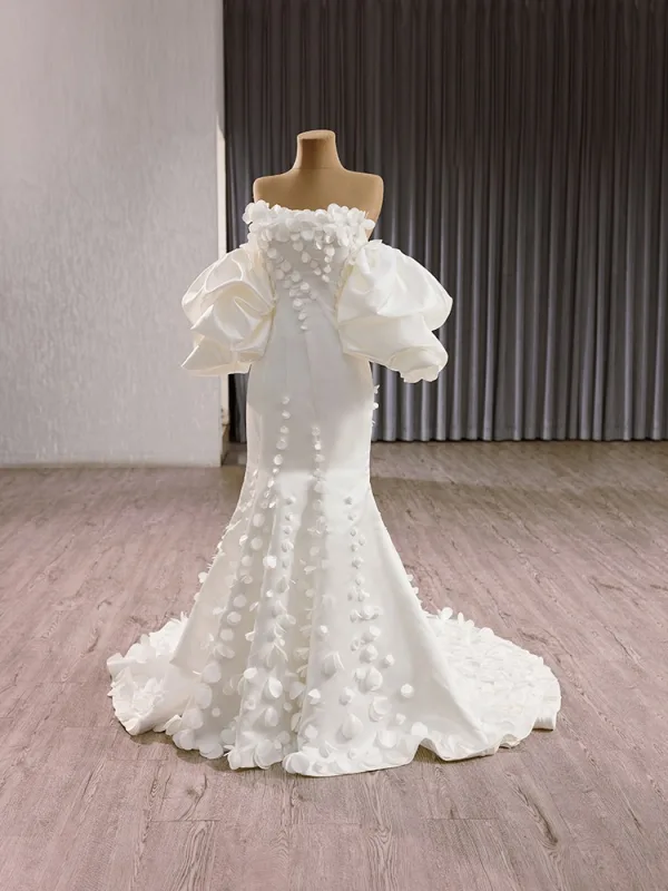 Chic Blanche Appliques Robe De Mariée 2025 Trompette / Sirène De l'épaule Gonflée Manches Courtes Dos Nu Train De Balayage Mariage