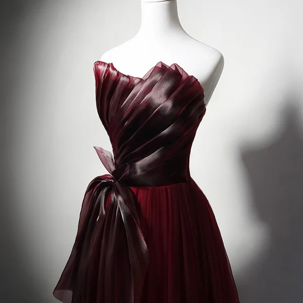 Charming Burgundy Bow Evening Dresses 2023 A-Line / Princess Strapless Sleeveless Backless Floor-Length / Long Evening Party Formal Dresses