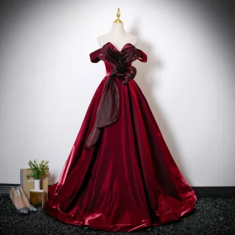 Charming Burgundy Prom Dresses 2025 Ball Gown Strapless Sleeveless Floor Length Long Backless Formal Dresses
