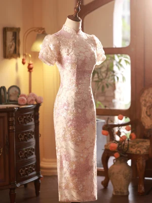 Chiński Styl Rumieniąc Różowy Frezowanie Cekiny Bal Długość Herbaty Cheongsam 2024 Syrena Rozkloszowane Wysokiej Szyi Kótkie Rękawy