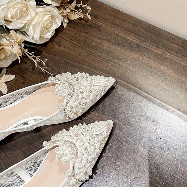 Chic / Beautiful White Pearl Sequins Flat Wedding Shoes 2024 Leather Pointed Toe Wedding Pumps