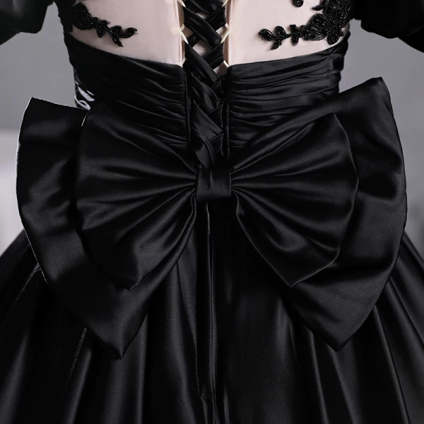 Vintage Schwarz Perlenstickerei Spitze Blumen Satin Ballkleider 2023 Ballkleid Rundhalsausschnitt Kurze Ärmel Schleife Lange Ball Festliche Kleider