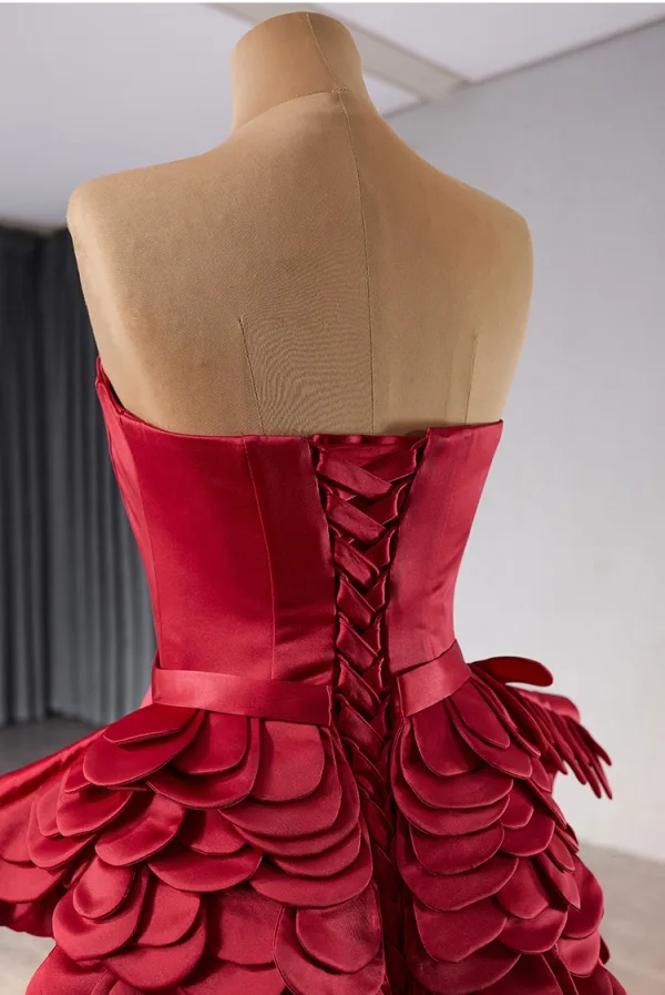 Unusual High-end Burgundy Satin Prom Dresses 2024 Trumpet / Mermaid Strapless Backless Court Train Prom Cap Sleeves Formal Dresses