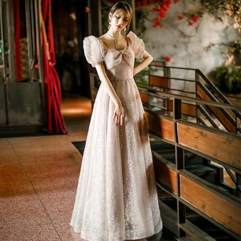 Charmant Rougissant Rose Paillettes Robe De Bal 2022 Princesse Encolure Carrée Gonflée Manches Courtes Dos Nu Longue Promo Robe De Ceremonie