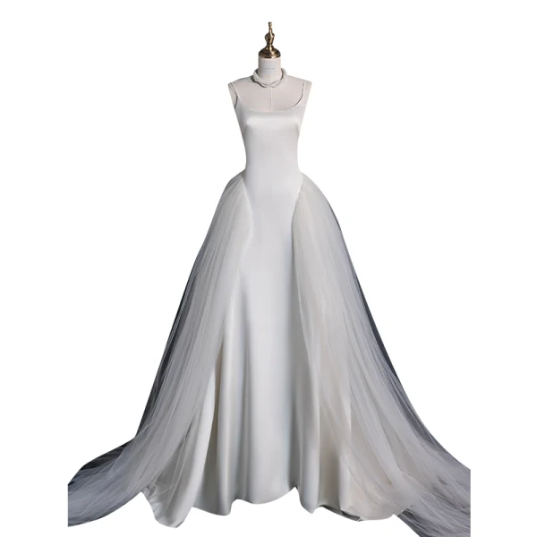 Audrey Hepburn-Stil Weiß Satin Brautkleider / Hochzeitskleider 2023 A Linie Spaghettiträger Ärmellos Rückenfreies Sweep / Pinsel Zug Hochzeit