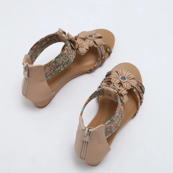 Fashion Summer Beige Street Wear Womens Sandals 2022 Flower Rhinestone T-Strap 5 cm Wedges Open / Peep Toe Sandals