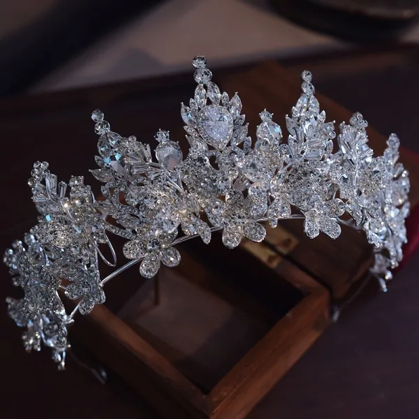 Charmant Argenté Fait main Faux Diamant Cristal Alliage Mariage Couronner Accessoire Cheveux Mariage 2025