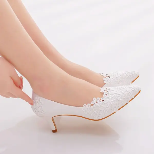 Élégant Blanche En Dentelle Fleur Chaussure De Mariée 2023 5 cm Talons Aiguilles À Bout Pointu Mariage Escarpins Talons Hauts