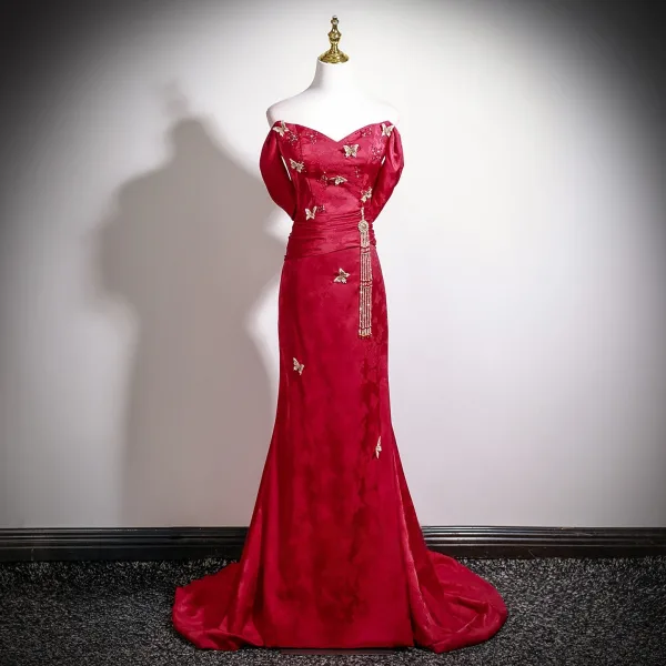 Sexy Burgundy Beading Rhinestone Butterfly Evening Dresses 2025 Trumpet / Mermaid Strapless Sleeveless Backless Sweep Train Formal Dresses