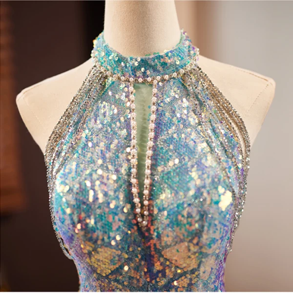 Scintillantes Bleu Ciel Paillettes Robe De Soirée 2023 Trompette / Sirène Titulaire Perlage Sans Manches Dos Nu Noeud Tribunal Train Soirée Robe De Ceremonie