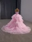 High-end Sukkertøyrosa Håndlaget Beading Gripende Ruffles Ballkjoler 2025 Ballkjole Kjæreste Langermede Ryggløse Cathedral Train Formelle Kjoler