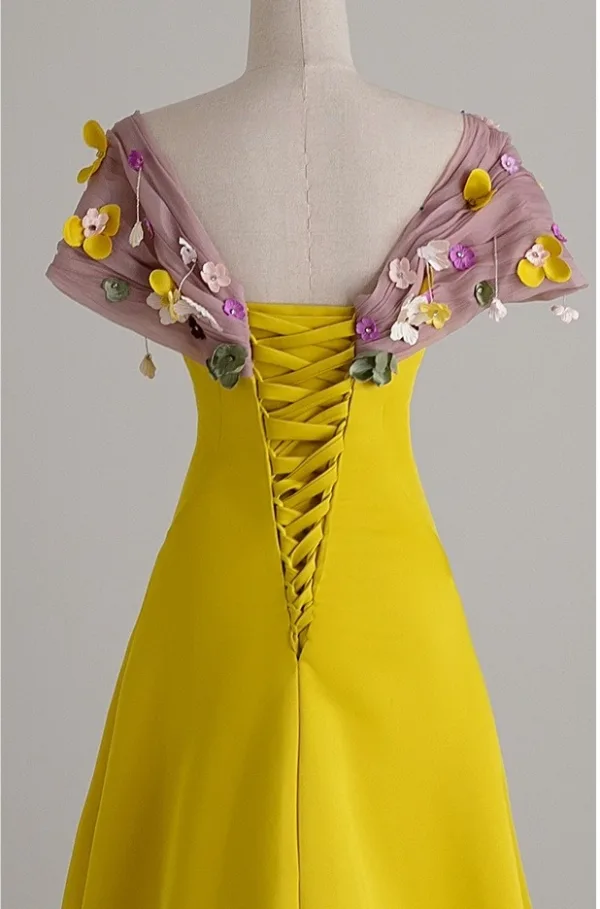 Vintage Gelb Applikationen Ballkleider 2025 A Linie Off Shoulder Kurze Ärmel Rückenfreies Sweep / Pinsel Zug Ball Festliche Kleider