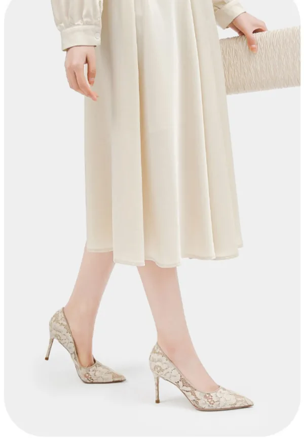 Elegant Ivory Leather Lace Wedding Shoes 2024 Wedding 6 cm Stiletto Heels Pointed Toe Pumps High Heels