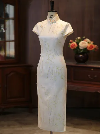 Chinese Style White Embroidered Split Front Silk Cheongsam 2026 Trumpet Mermaid High Neck Cap Sleeves Tea Length