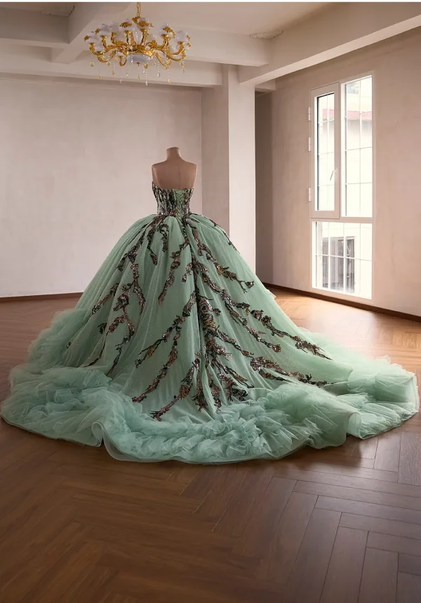 Luxus / Herrlich Salbeigrün Handgefertigt Perlenstickerei Spitze Blumen Ballkleider 2026 Ballkleid Bandeau Ärmellos Rückenfreies Kapelle-Schleppe Festliche Kleider