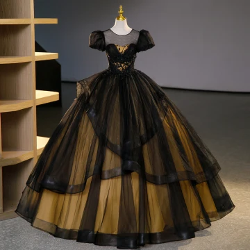 Vintage Originale Noire Perlage Paillettes En Dentelle Fleur Volants En Cascade Robe De Bal 2023 Robe Boule Encolure Dégagée Gonflée Manches Courtes Dos Nu Longue Promo