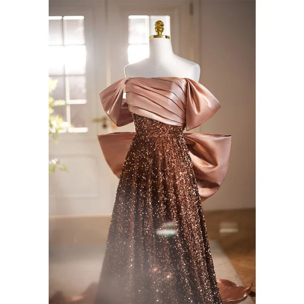 Scintillantes Champagne Paillettes Robe De Soirée Princesse 2023 De l'épaule Manches Courtes Dos Nu Noeud Train De Balayage Robe De Ceremonie