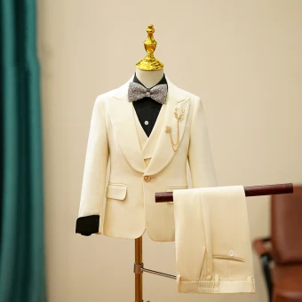 Fashion Beige Prom 4 Piece Boys Wedding Suits 2023