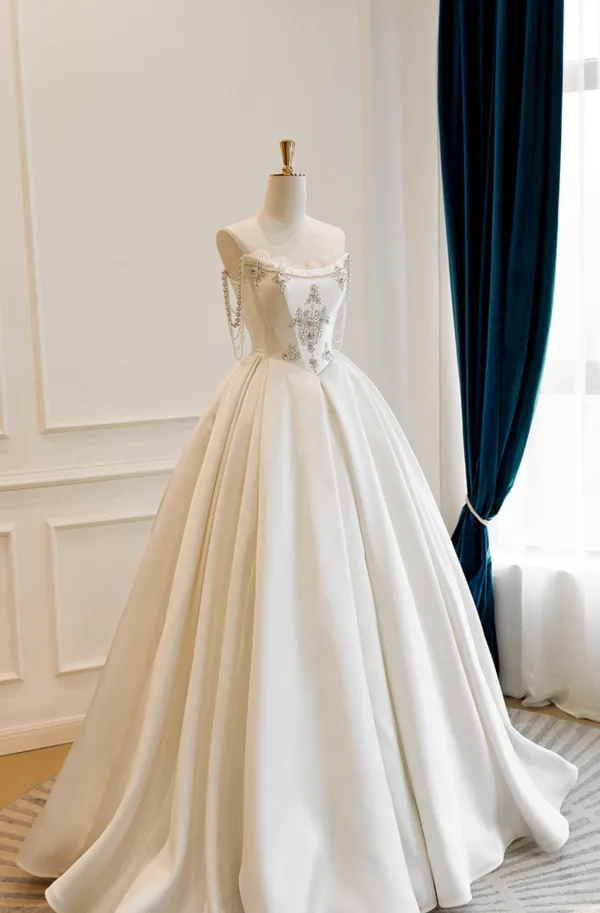 Amazing / Unique Crystal Ivory Satin Wedding Dresses 2025 A-Line / Princess U-Neck Beading Crossed Straps Sweep Train Sleeveless