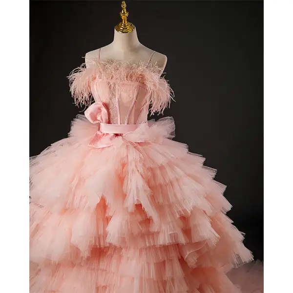 Charmant Pink Fallende Rüsche Durchbohrt Ballkleider 2022 Ballkleid Spaghettiträger Quaste Ärmellos Rückenfreies Schleife Stoffgürtel Hof-Schleppe Ball Festliche Kleider