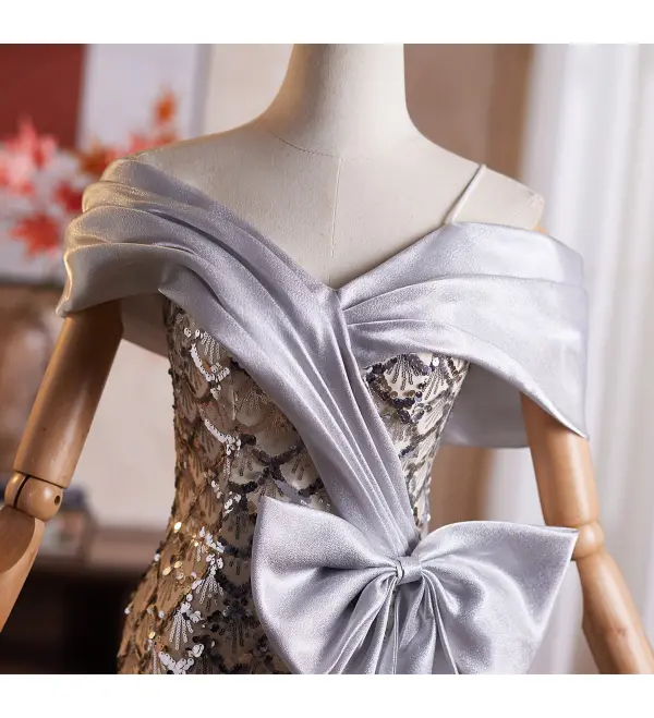 Scintillantes Argenté Noeud Paillettes Robe De Bal 2026 Trompette / Sirène De l'épaule Manches Courtes Dos Nu Longue Robe De Ceremonie