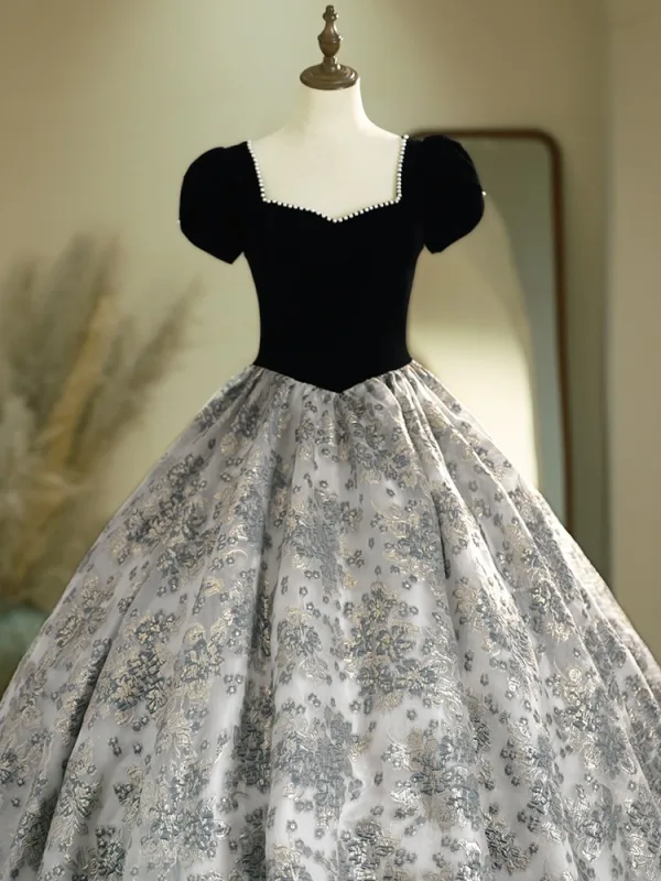 Vintage / Retro Black Pearl Velvet Printing Prom Dresses 2024 Ball Gown Square Neckline Short Sleeve Backless Floor-Length / Long Prom Formal Dresses