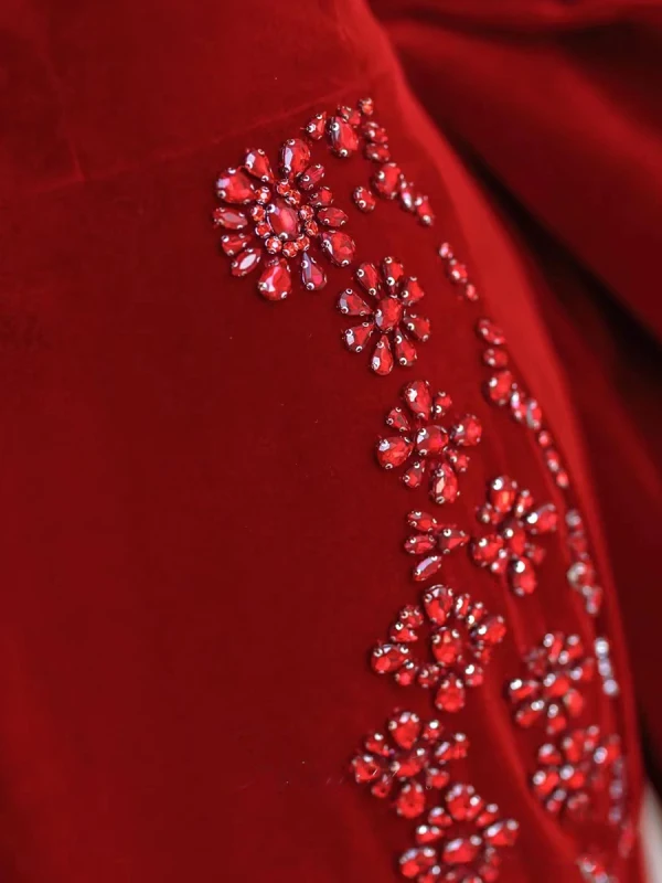 Sexy Burgundy Rhinestone Velvet Evening Dresses 2023 Trumpet / Mermaid Off-The-Shoulder Sleeveless Backless Bow Sweep Train Evening Party Formal Dresses