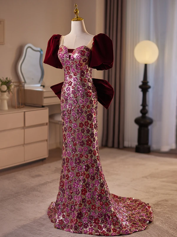 Scintillantes Bordeaux Paillettes Fleur Robe De Bal 2024 Trompette / Sirène Encolure Carrée Manches Courtes Dos Nu Noeud Train De Balayage Promo Robe De Ceremonie