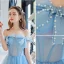 Elegante Blau Ballkleider 2022 A Linie Schleife Off Shoulder Ärmellos Rückenfreies Perle Lange Festliche Kleider
