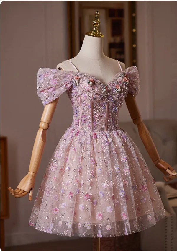Fée Des Fleurs Rougissant Rose Perlage Perle Faux Diamant Appliques Courte Robe De Bal 2026 Robe Boule De l'épaule Manches Courtes Dos Nu Tulle Robe De Ceremonie