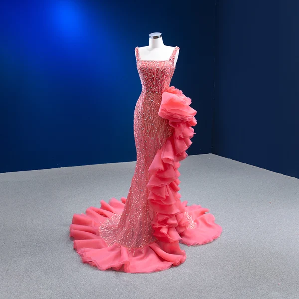 Haut de Gamme Chic / Belle Rose Bonbon Perlage Faux Diamant Paillettes Volants Robe De Soirée 2023 Trompette / Sirène Encolure Carrée Sans Manches Dos Nu Tribunal Train Soirée