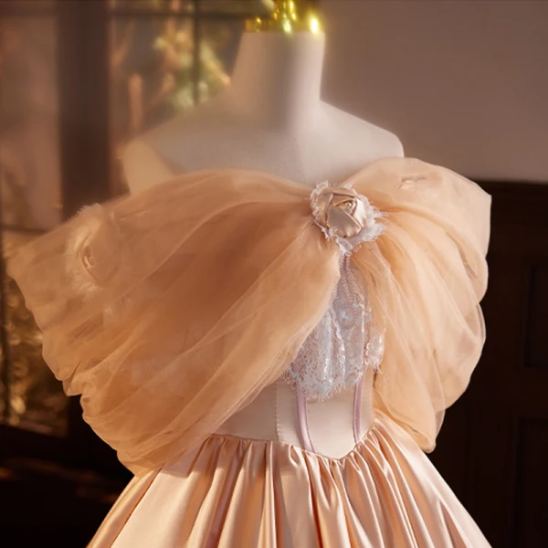Modest Champagne Pearl Lace Flower Satin Prom Dresses 2023 Ball Gown Off-The-Shoulder Short Sleeve Backless Sweep Train Prom Formal Dresses
