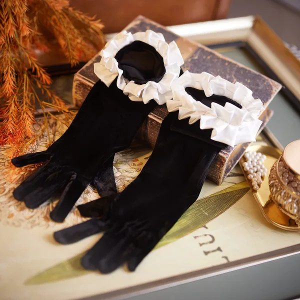 Vintage / Retro Black Handmade  Velvet Wedding Bridal Gloves 2026