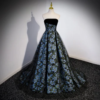 Fée Des Fleurs Charmant Impression Noire Robe De Bal 2023 Princesse Bustier Sans Manches Dos Nu Train De Balayage Robe De Ceremonie