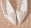 Modest / Simple White Pearl Lace Flower Bow Wedding Shoes 2024 4 cm Block Heels Pointed Toe Wedding Pumps High Heels