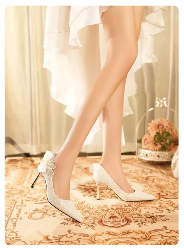 Charming Silver Glitter Appliques Wedding Shoes 2024 8 cm Stiletto Heels Pointed Toe Wedding Pumps High Heels